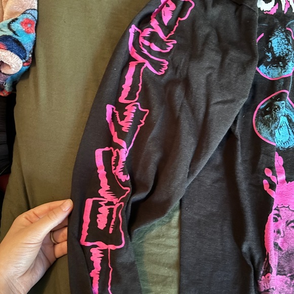 Creepshow Long Sleeve Graphic Tee - Picture 2 of 4